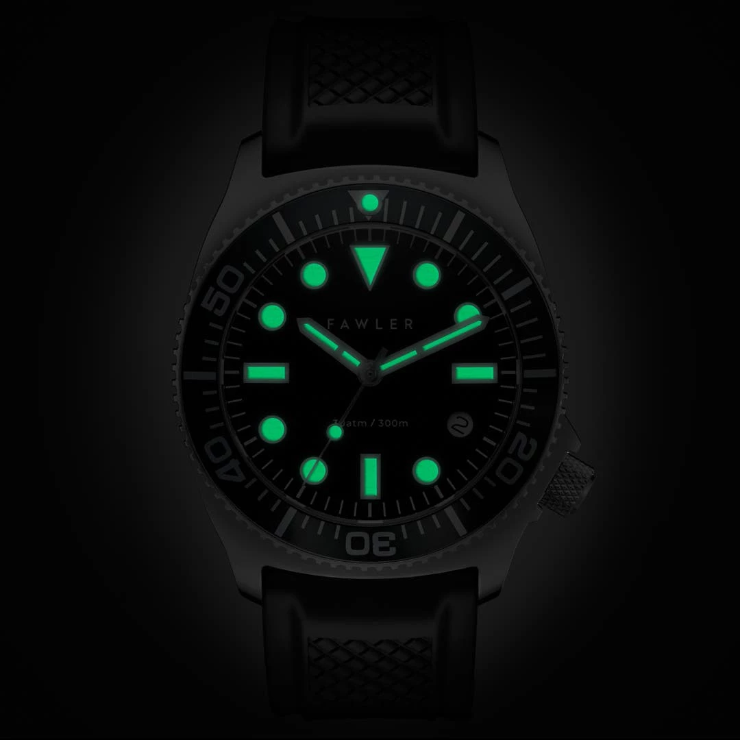 Fawler Alon | Montre De Plongée Noire En Acier Inoxydable 4 Fawler Alon | Montre De Plongée Noire En Acier Inoxydable – Image 2