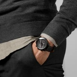 Seizmont Montre Chronographe Conan Parva Craftsman -Montres bracelet Soldes rst megashoot 0 3 parvawatch blackred22022 bjarkejohansen 2