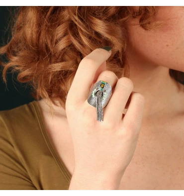 Bague Ajustable Madame Rêve, Marque Taratata Bijoux | Bijoux Totem. 4 Bague Ajustable Madame Rêve, Marque Taratata Bijoux | Bijoux Totem. – Image 2