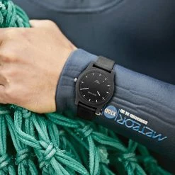 Waykins Recapture | Montre Noire En Matériaux Recyclés 10 Waykins Recapture | Montre Noire En Matériaux Recyclés -Montres bracelet Soldes wa rst recapture recycled wnovaverzijablack1